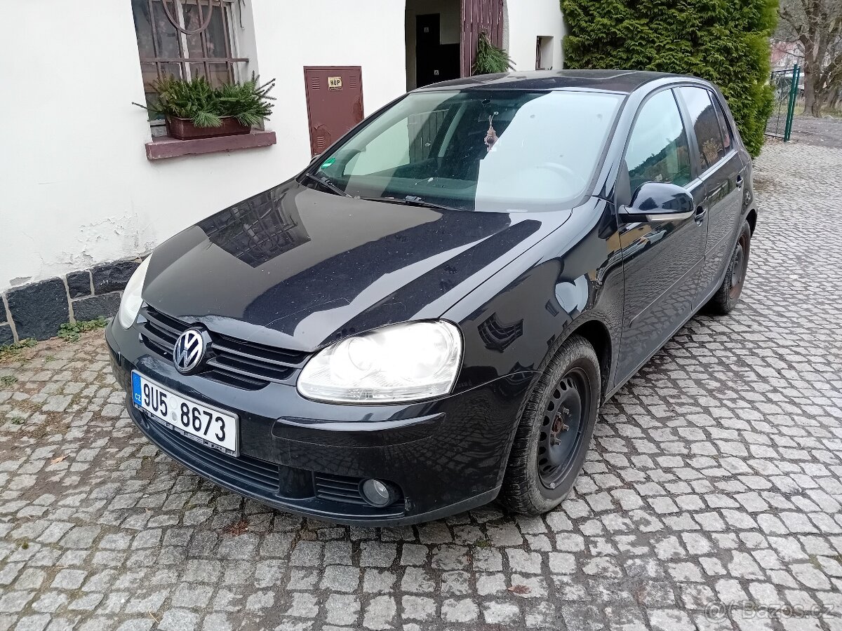 VW Golf 5 1.6 FSI 85KW