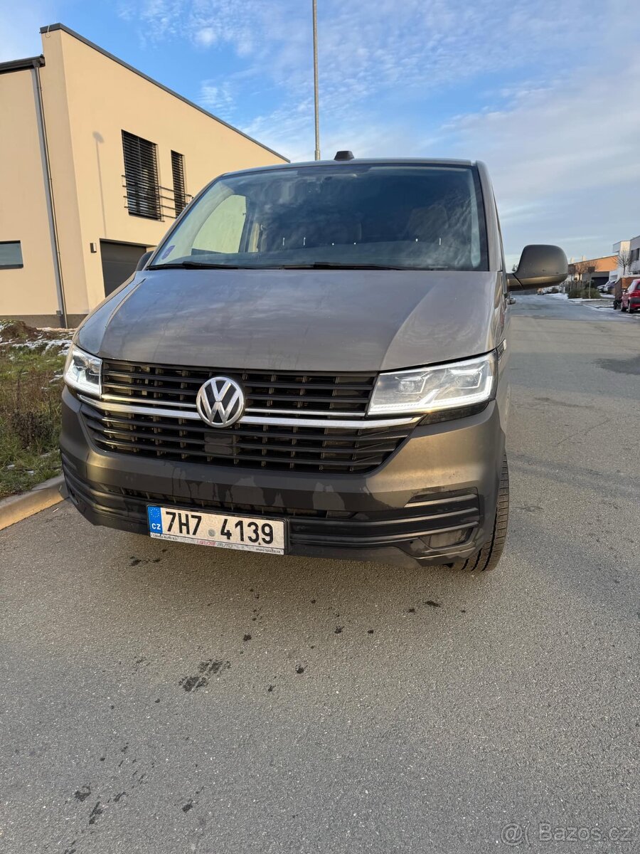 VW Transporter T6.1 81kW 1majitel/CZ pouze aut. servis. šedá