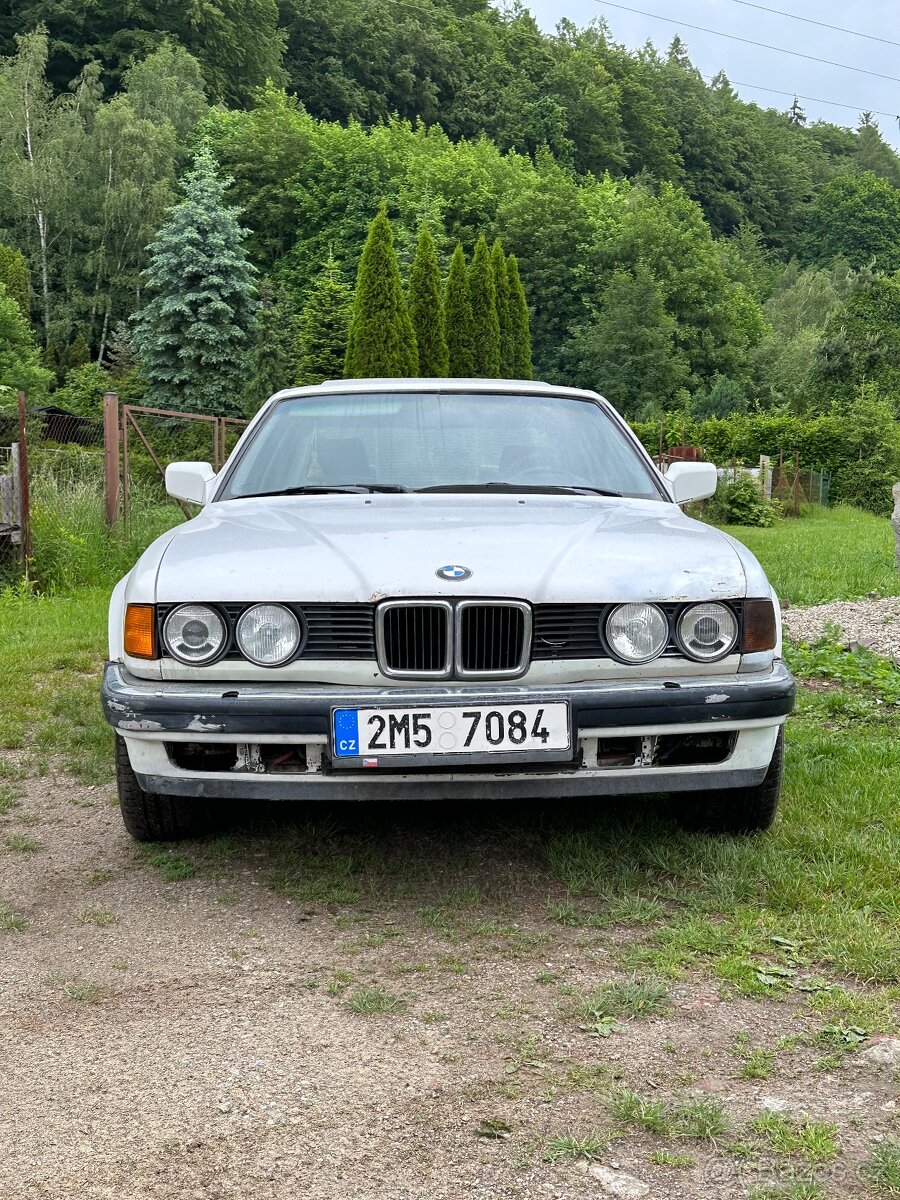 BMW 730i e32