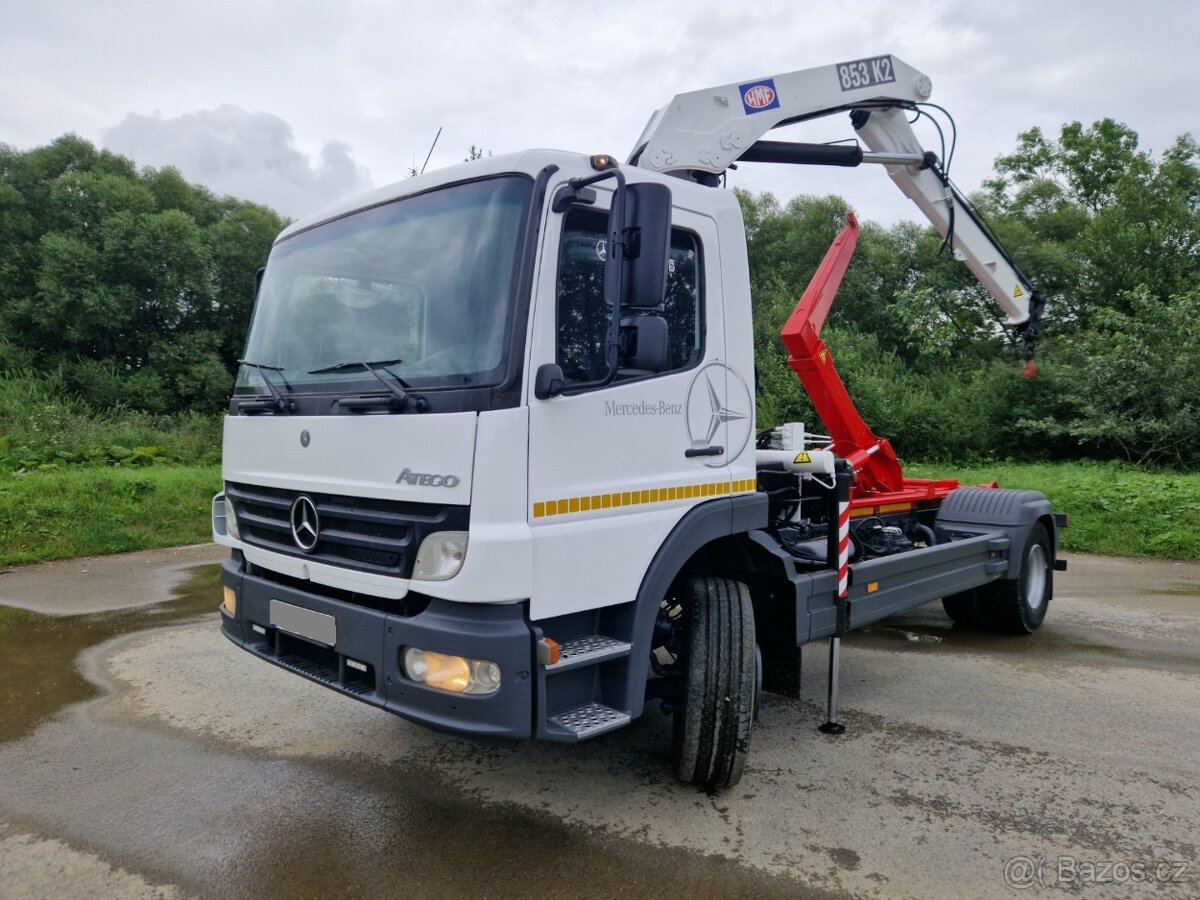 Mercedes Atego 1618 hákový nosič kontejnerů s hyd.rukou