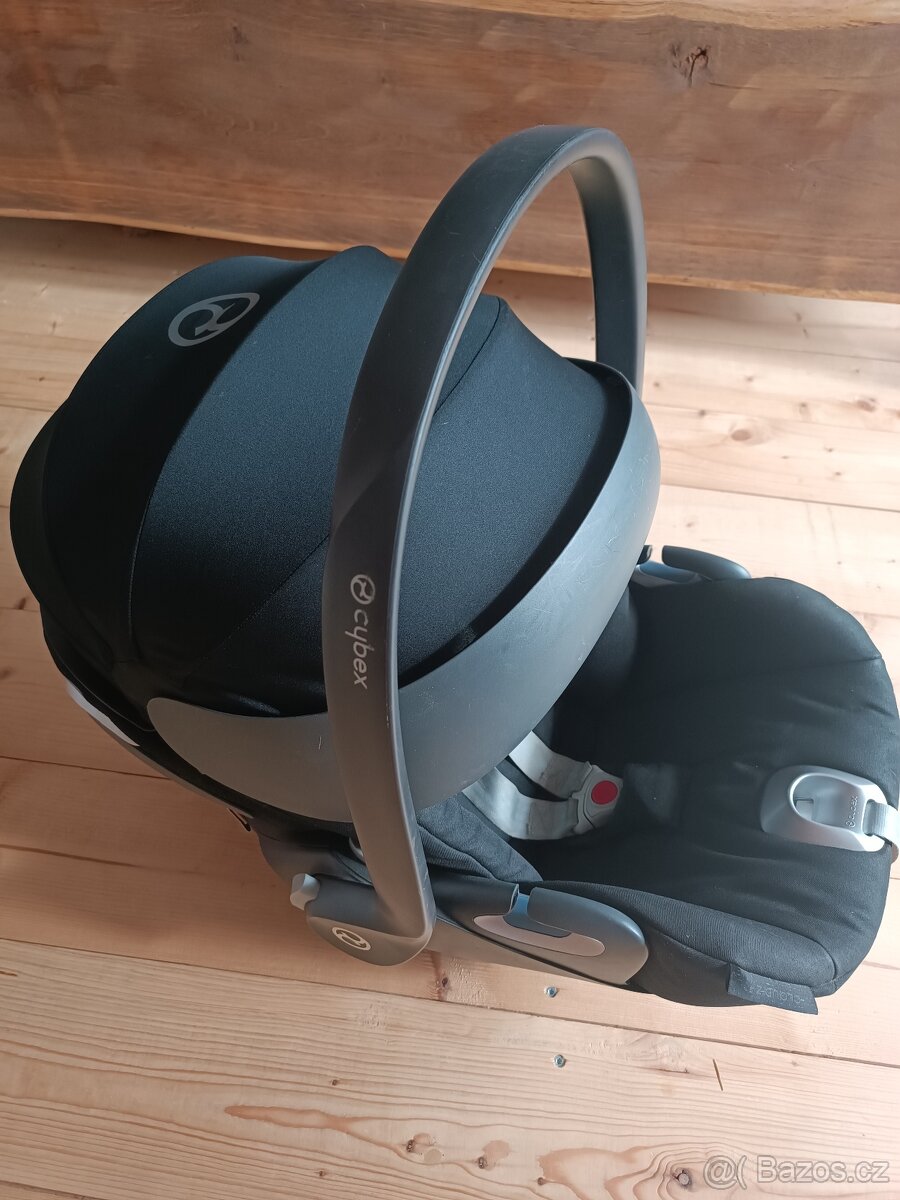 Vajíčko Cybex Cloud z