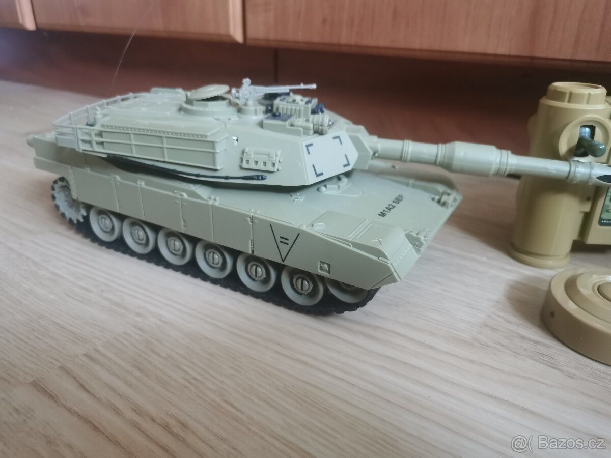 RC tank