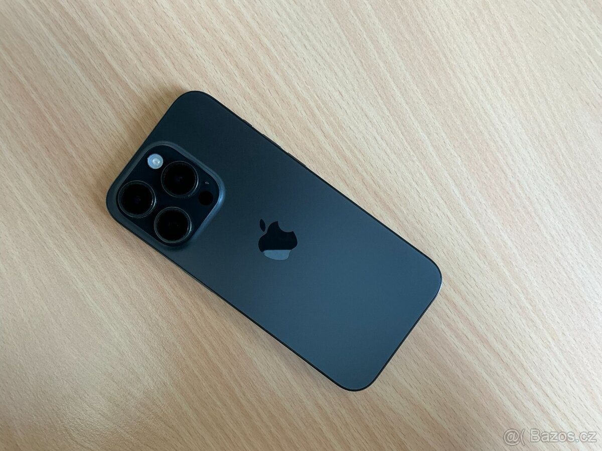 iPhone 15Pro, 128GB + kryt PeakDesign