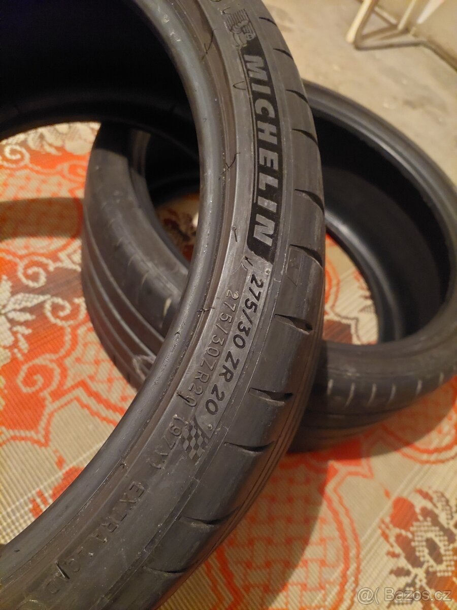 274/30 r20 Michelin