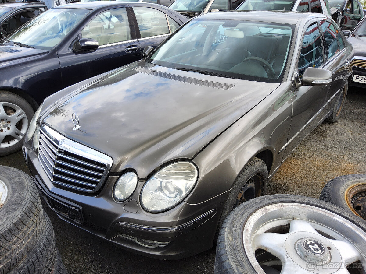 MB E 280CDI W211 2008 140kW, automat - dily z hav.vozu