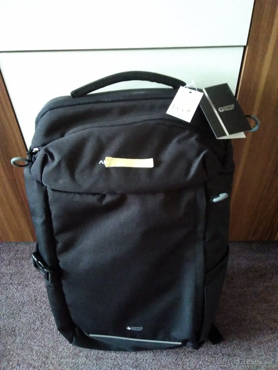 Oiginál nový batoh Swii Peak.