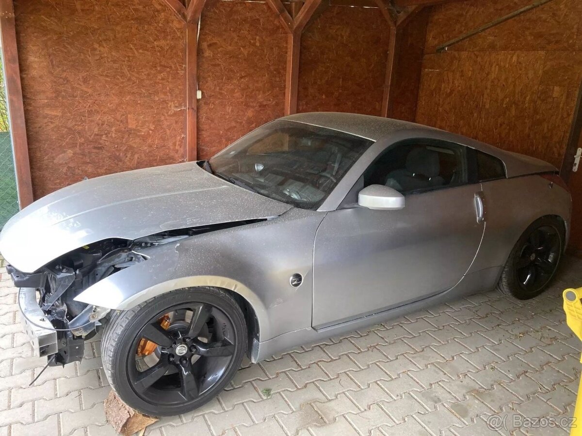 Koupím Nissan 350Z Manuál