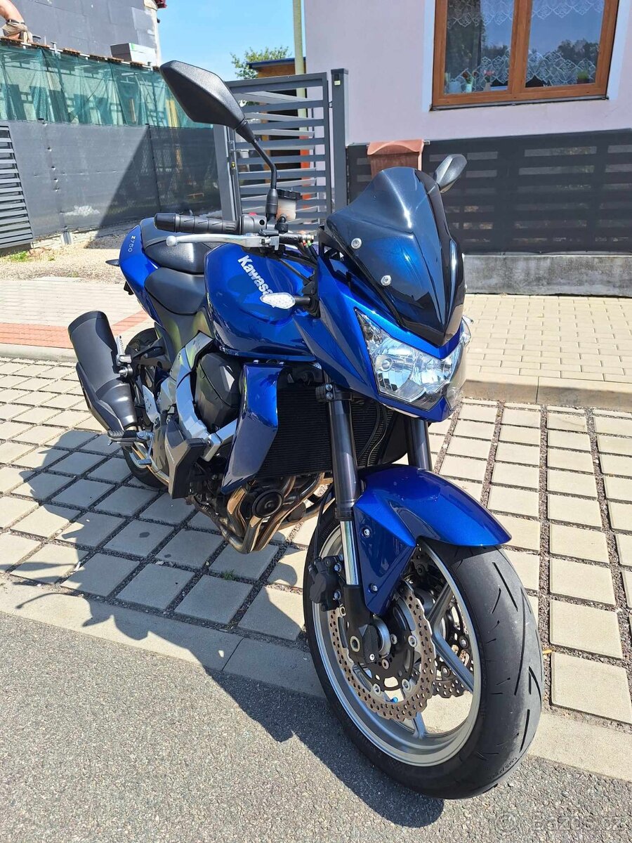 Kawasaki Z 750 - Zimní cena 103 000kč