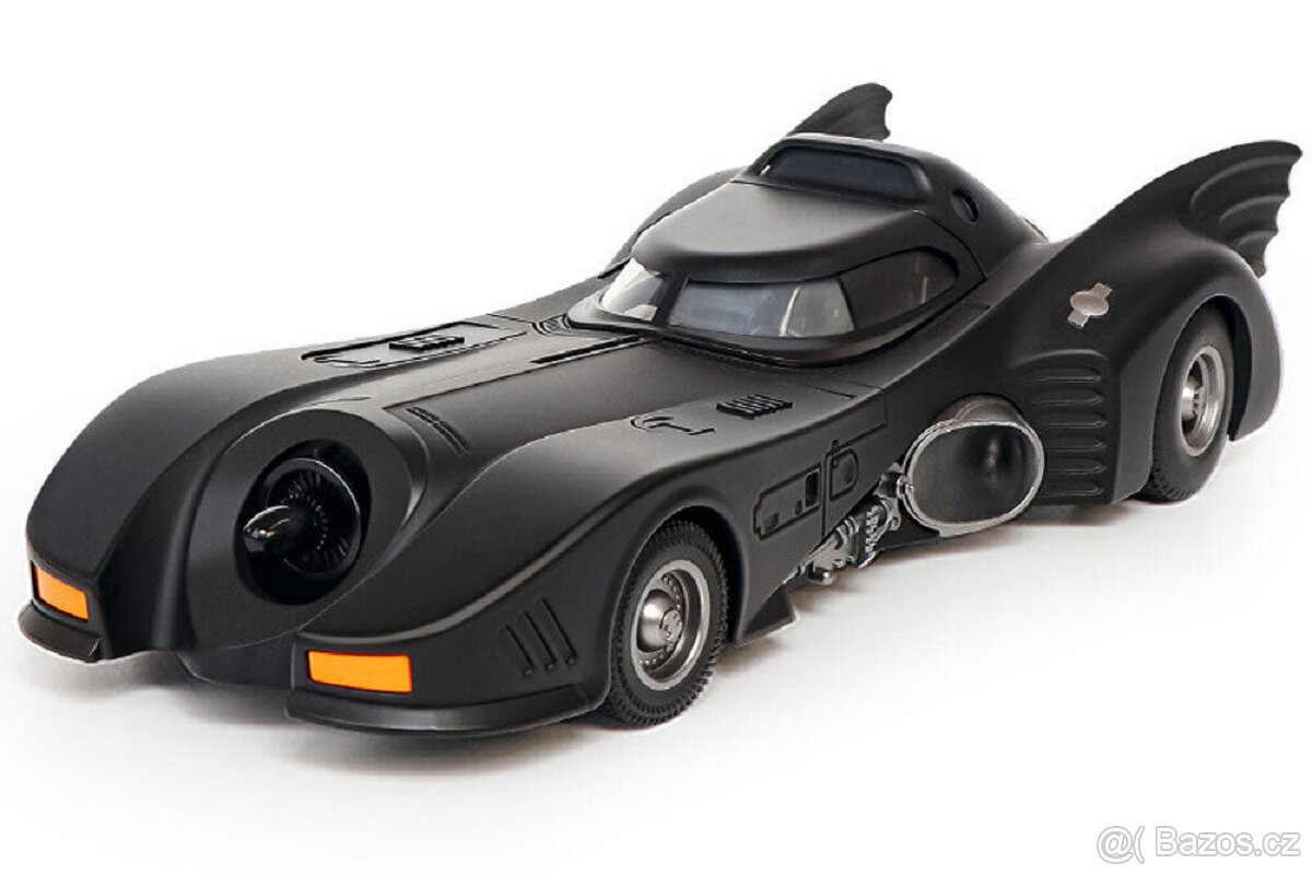 1:18 Batmobile 1989 Model Car with Sound Light