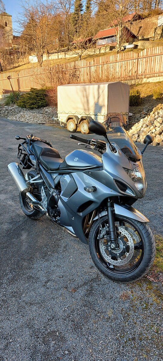 Suzuki GSX1250FA