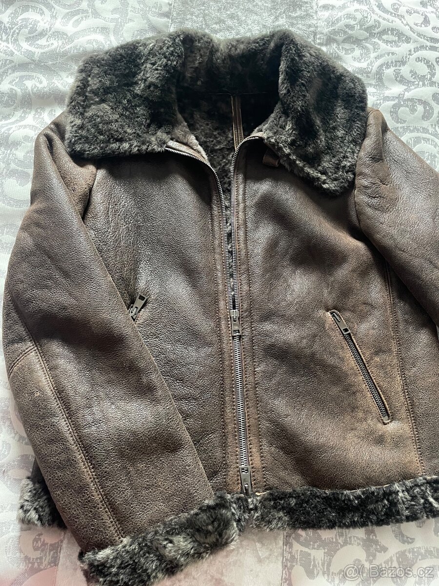 Shearling bunda