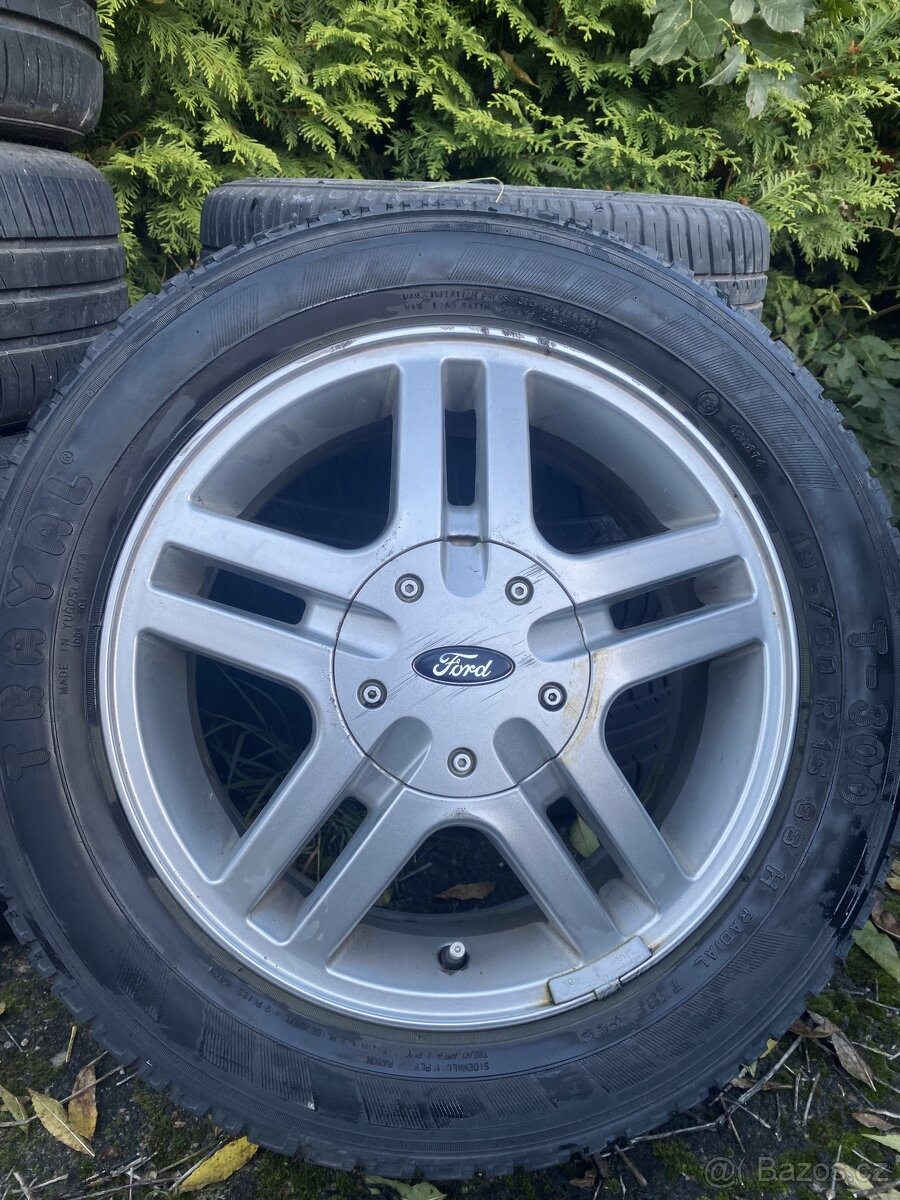 FORD FOCUS Letní kola 195/60R15