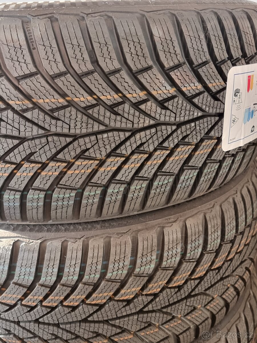 Nové zimní pneu Continental WinterContact TS870 (225/45 r17)