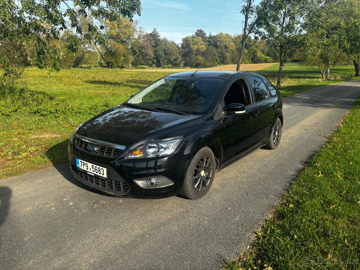 Ford Focus 1.6i 74kW, RV 2011, Klima, Nová STK