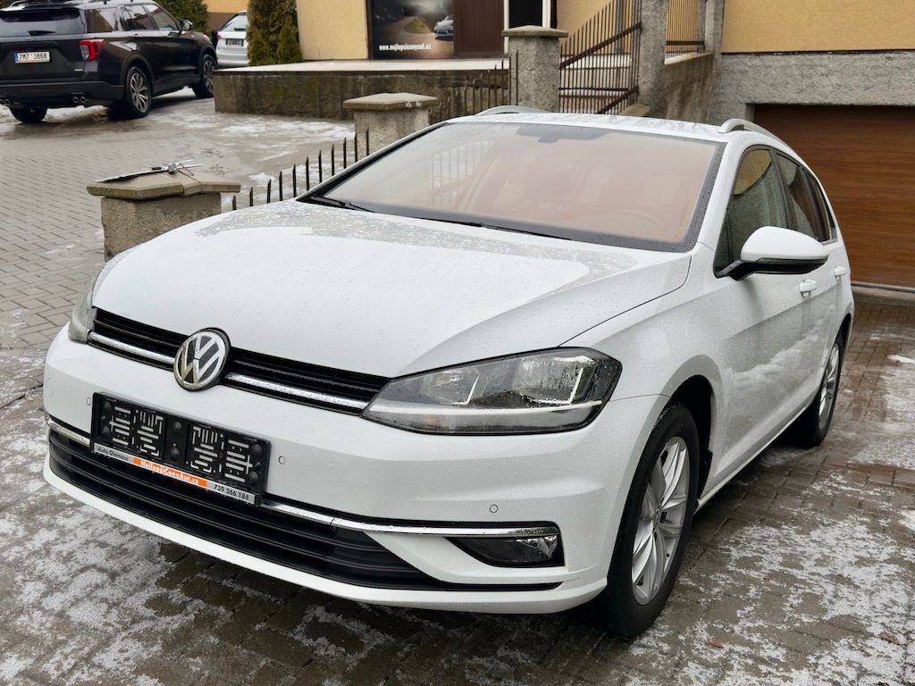 VW Golf 1,6TDi 85kW HIGHLINE Koup.ČR,Masaž.sedad.,ACC,2019 -