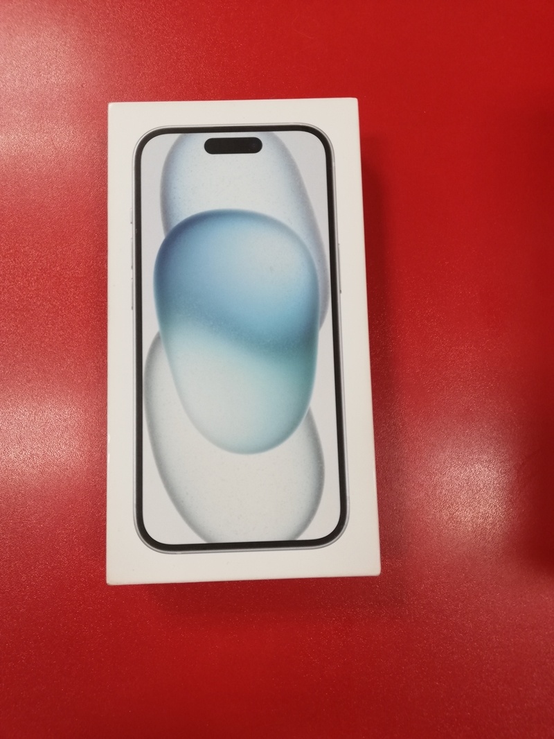 Apple iPhone 15 128GB CZ záruka 24 měsíců