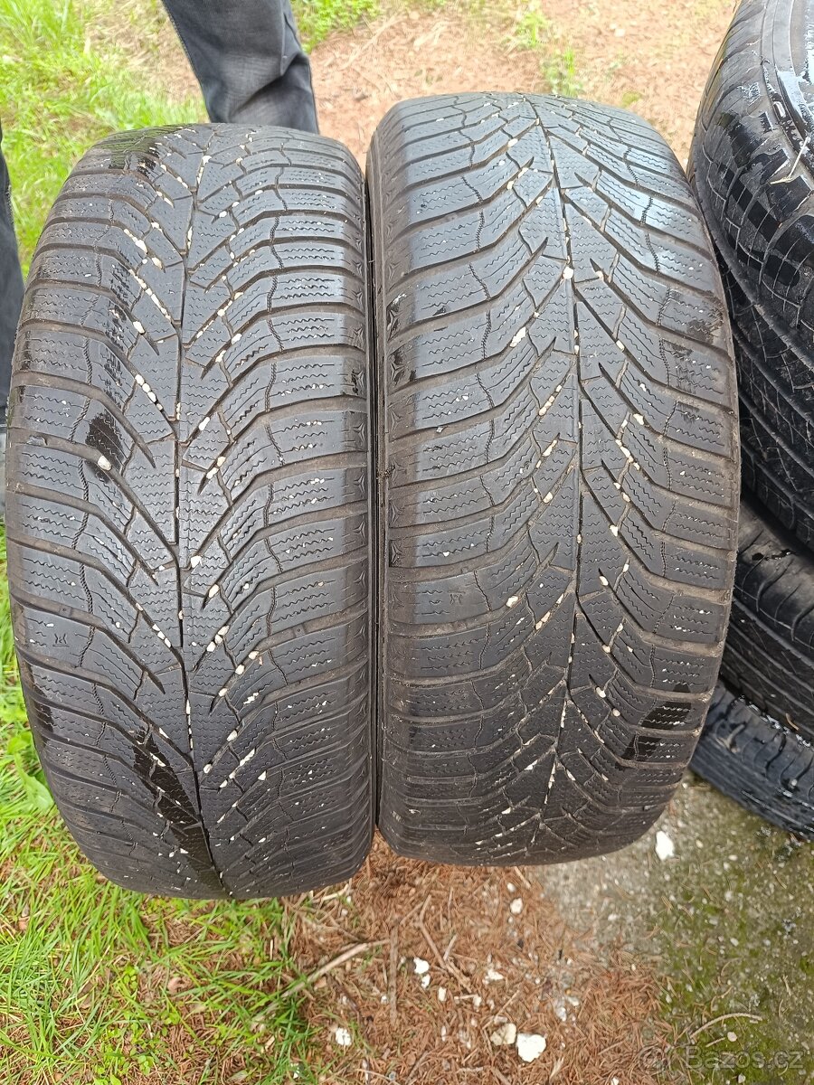 Zimní pneu 2 ks Kumho 215/60/16