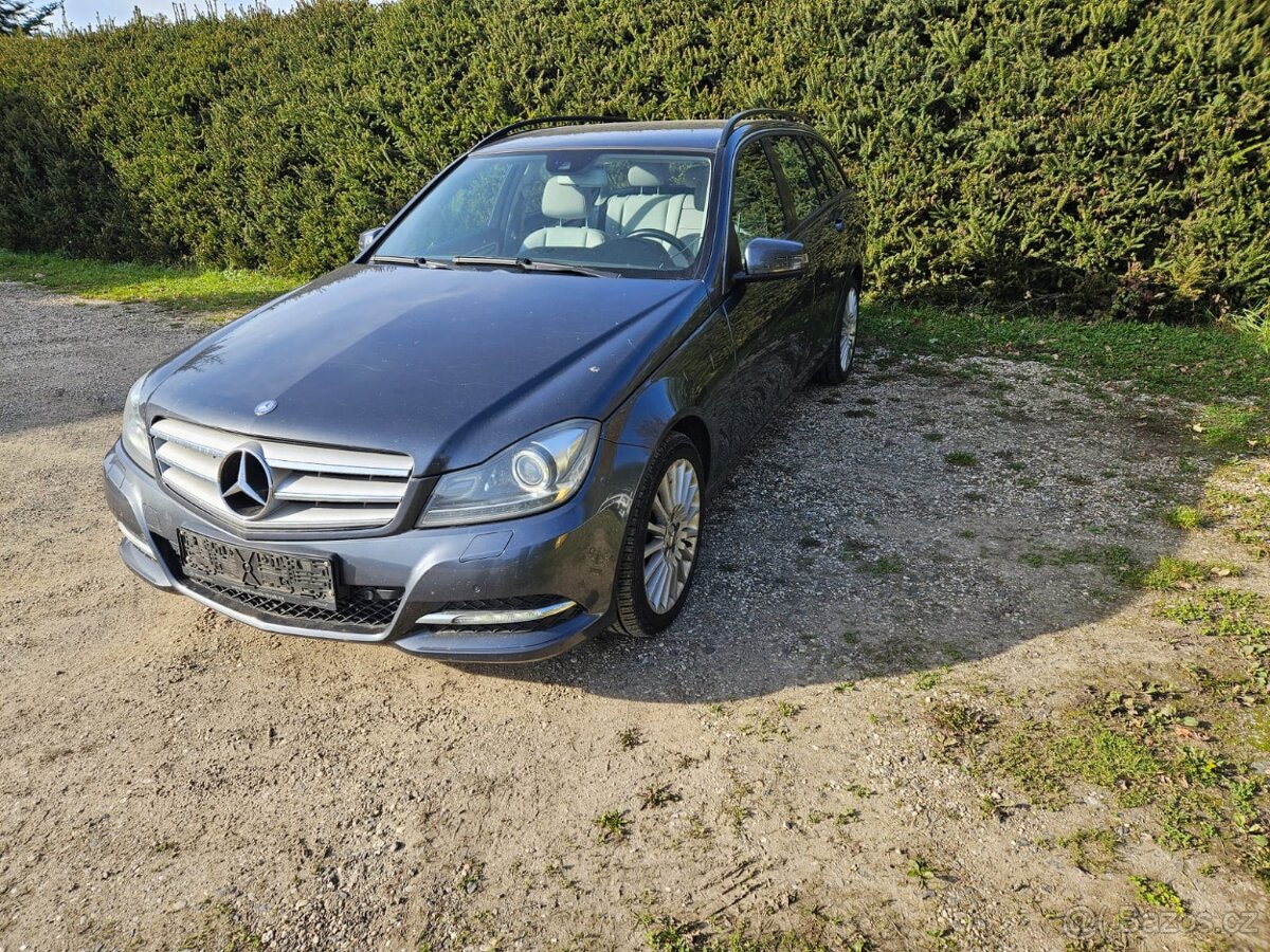 Mercedes Benz W204 Facelift 200 CDI Díly