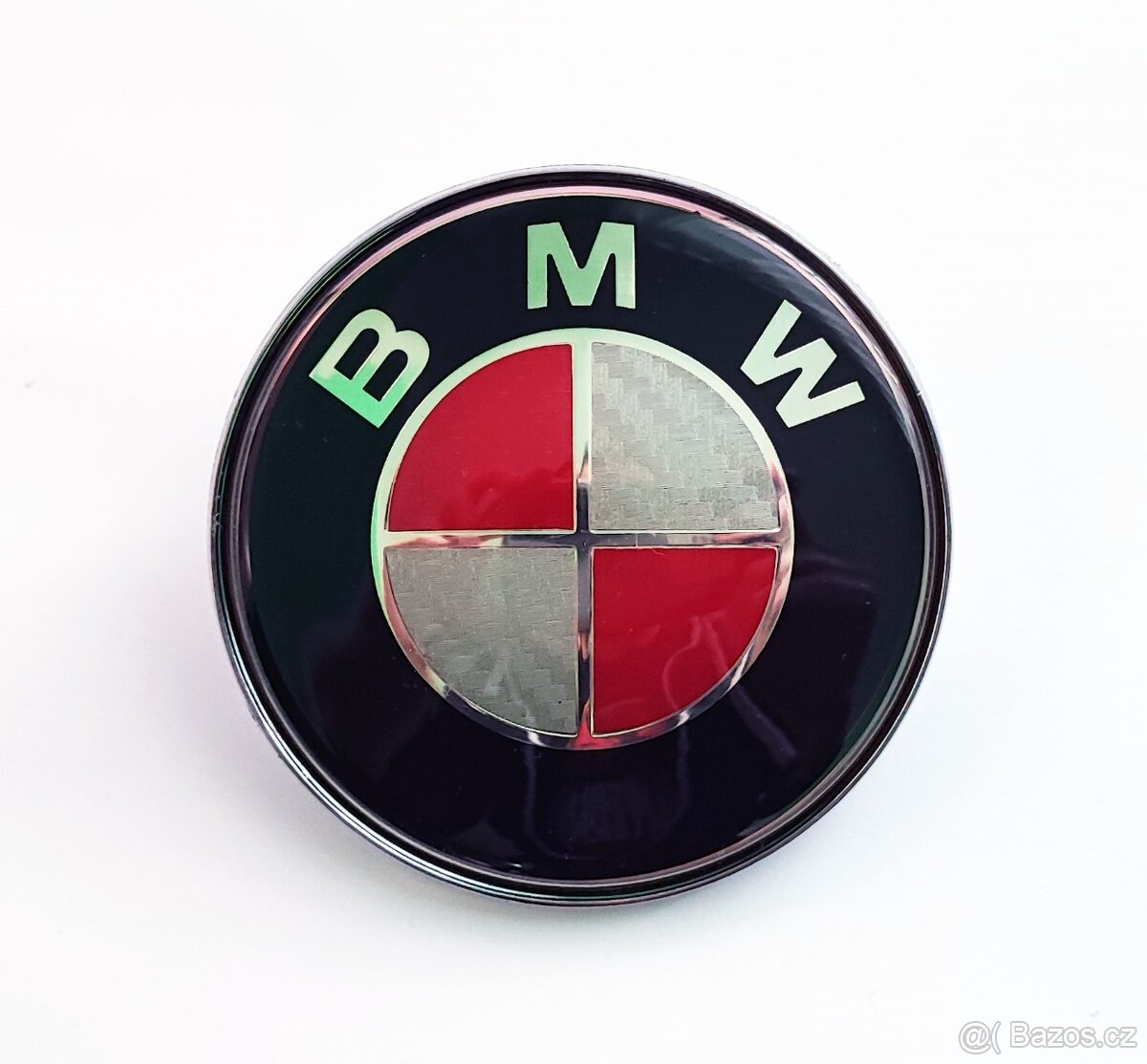 BMW přední i zadní znak červenobílý karbon 82mm