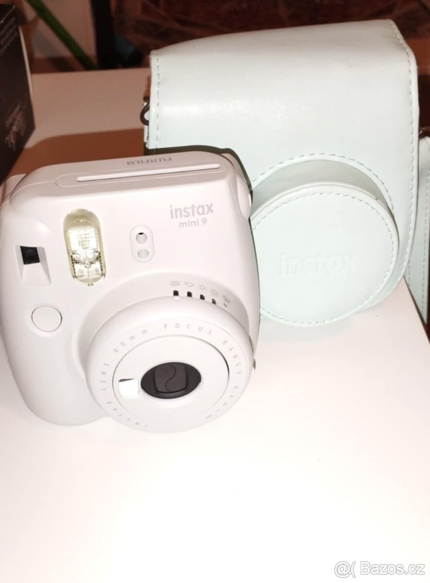 Instax