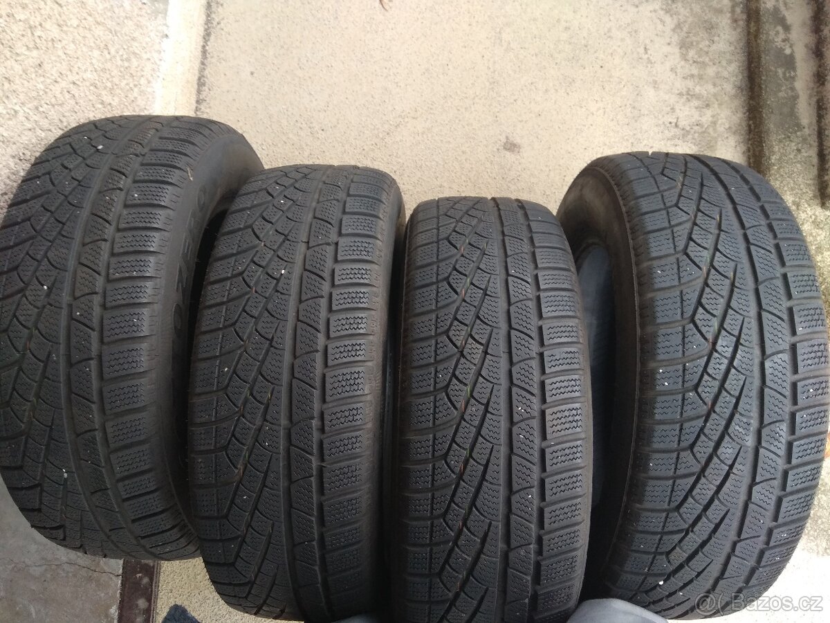 PNEUMATIKY PIRELLI 215/65 R16 - 98H,  M+S