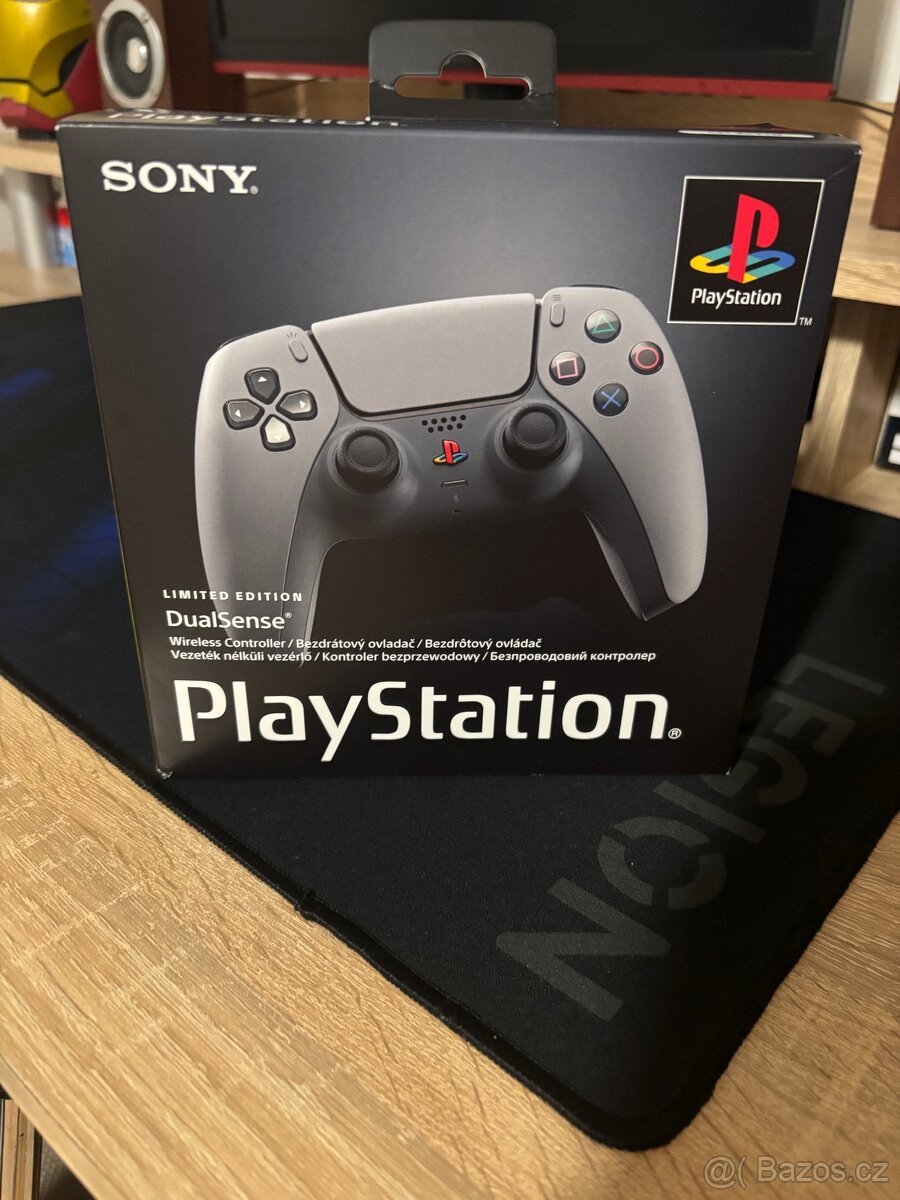 DualSense 30th Limited Edition PS5