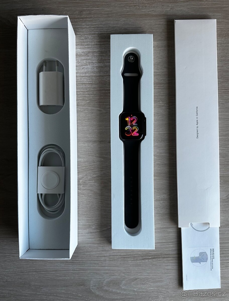 APPLE WATCH SERIES 5 44mm - GPS + CELLULAR