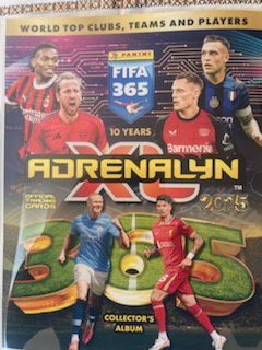 Fotbalové kartičky Panini Adrenalin FIFA 365 2025