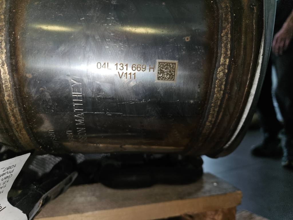 DPF FILTR 2,0 TDI 140KW CNH 04L 131 669 H - AUDI