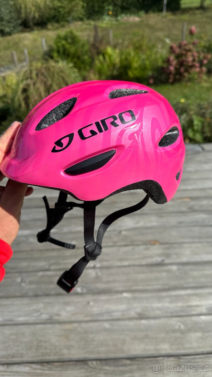 Dětská helma Giro XS (45-49cm)