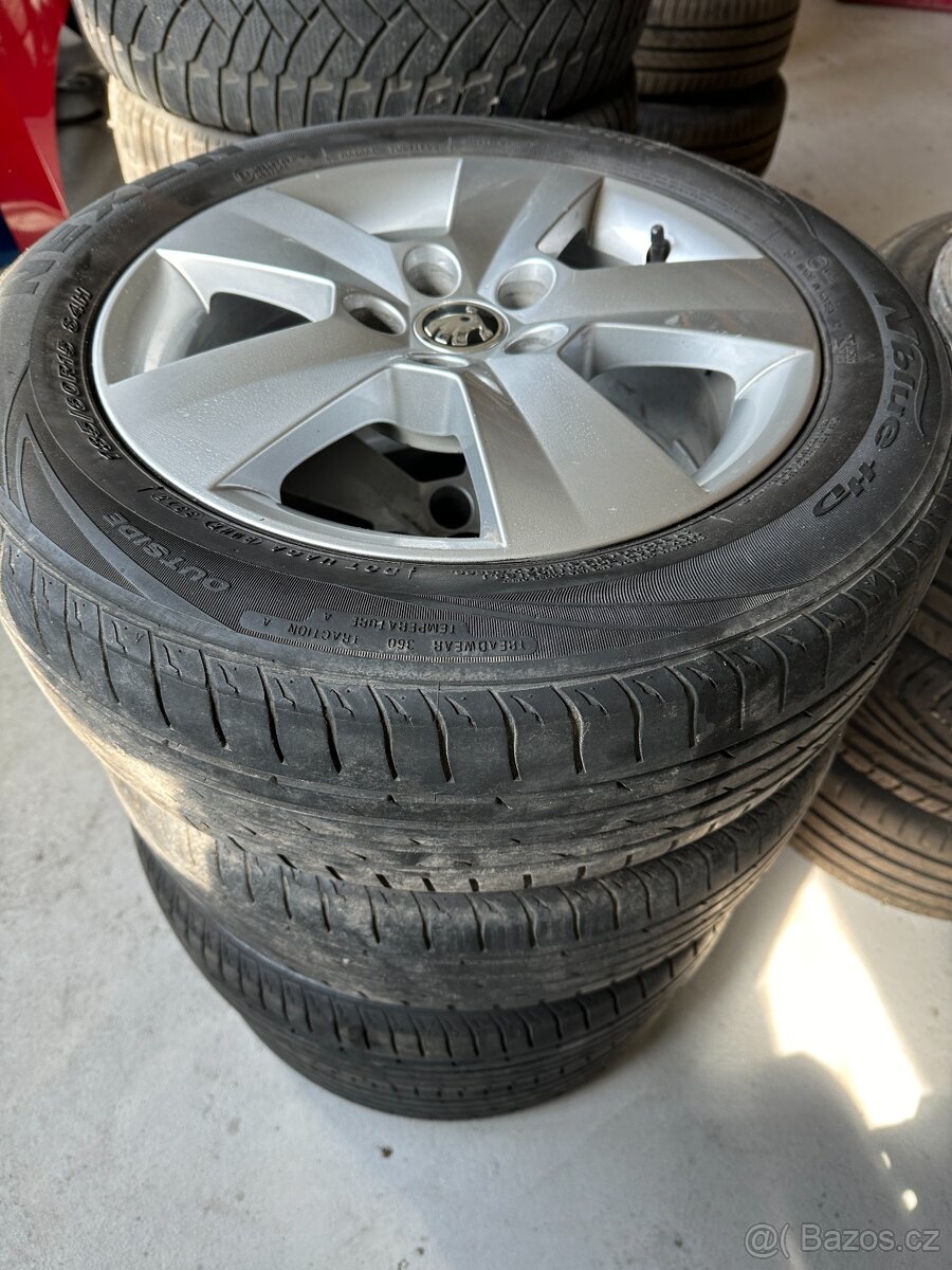 Letní Alu sada kol Škoda Rapid 5JA601025 ET38,185/60R15 84H