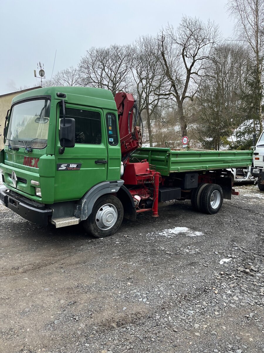 Renault Midliner tristranny sklapec