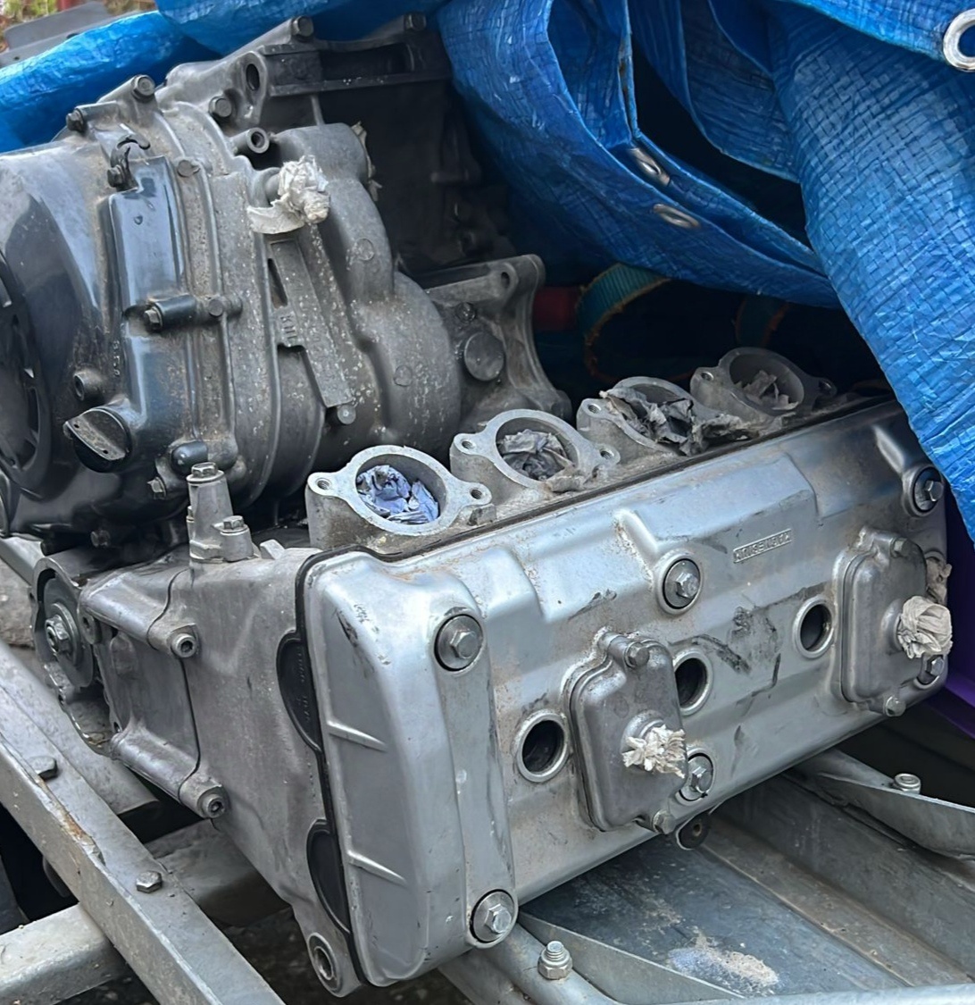 Motor Kawasaki ZXR 750 J,L