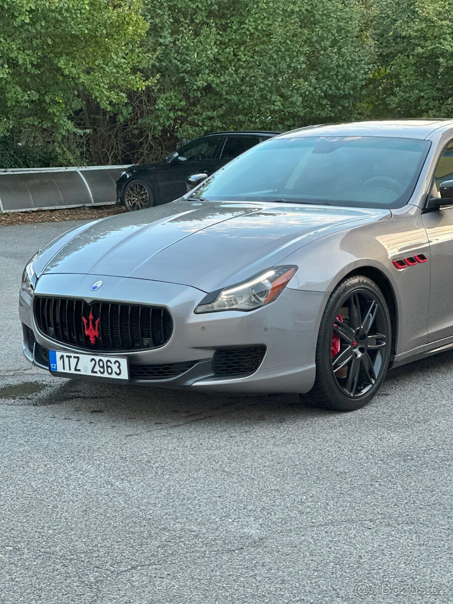 Maserati Quattroporte