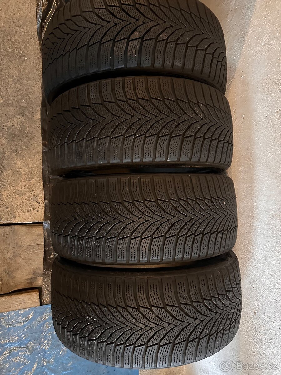 Prodám 4 zimní použité pneu  Nexen 235/35r19