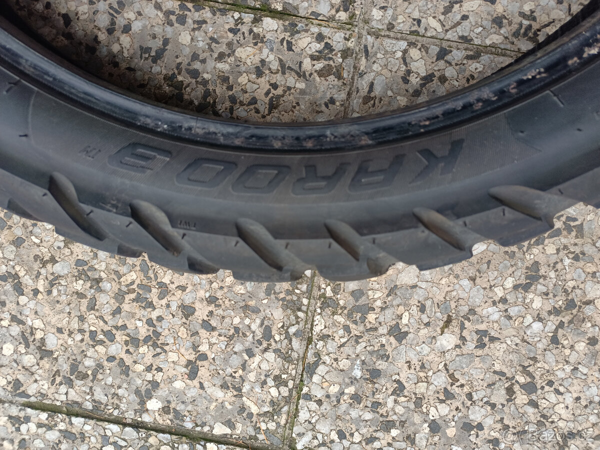 Metzeler Karoo 3 110/80 R19 - přední