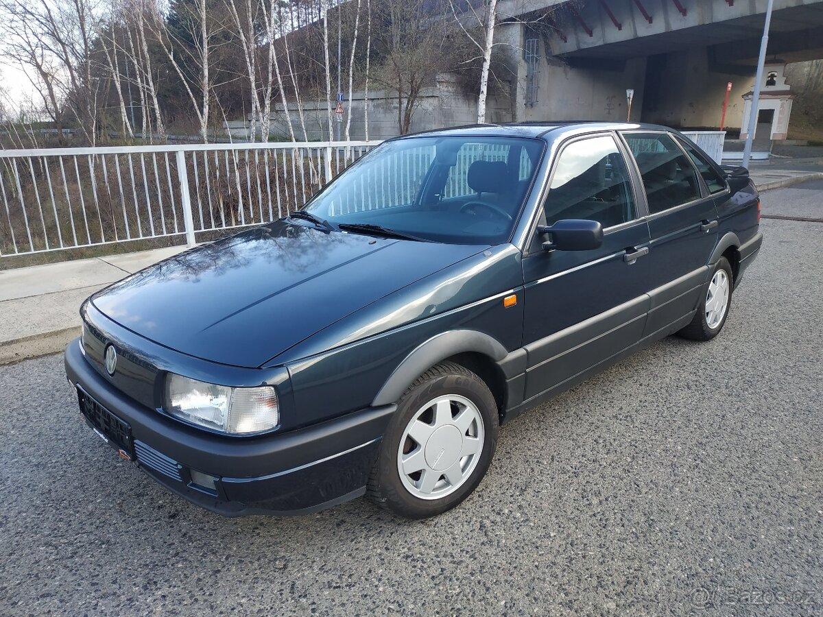 Volkswagen Passat GT 2.0 16V 100KW r.v.1992 Top stav