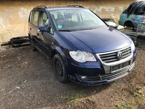 vw touran 1.9tdi 77kw Dsg r.v 2008-na dily