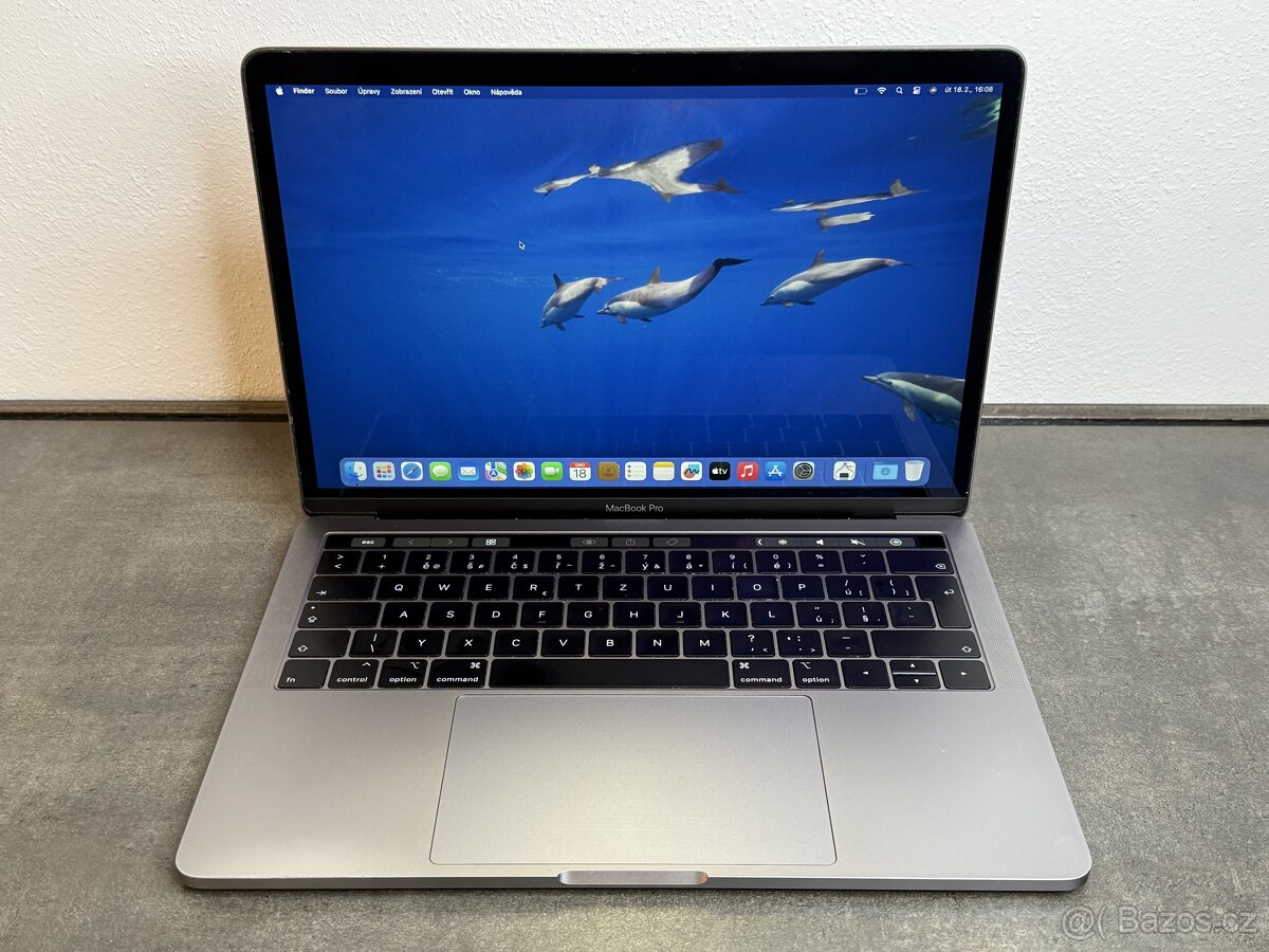 Macbook Pro 13" 2019 / I5 / 16GB / 256GB / Space gray
