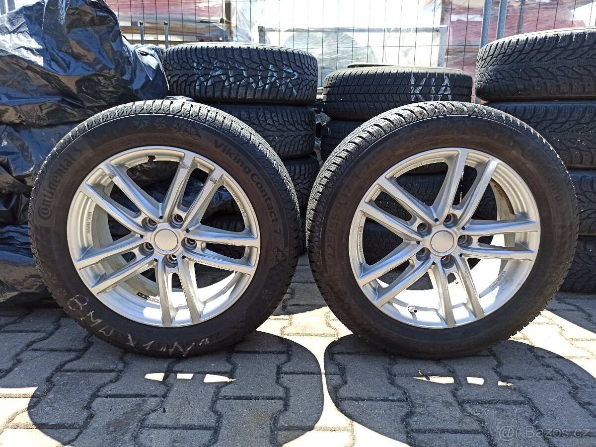 BMW X1 / F48 / ALU. SADA 17" / ZIMNÍ PNEU 225/55 R17