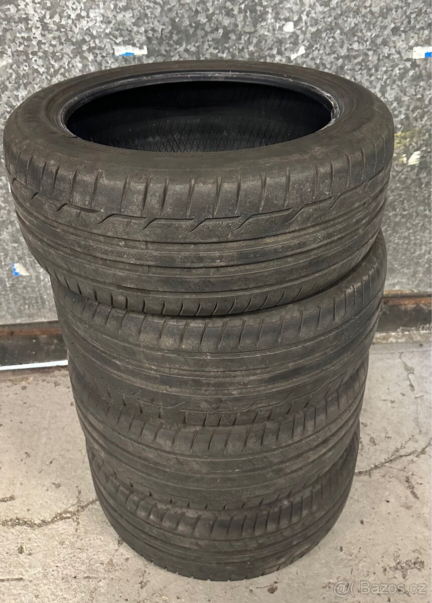 Prodám letní pneumatiky DUNLOP 225/45 r17