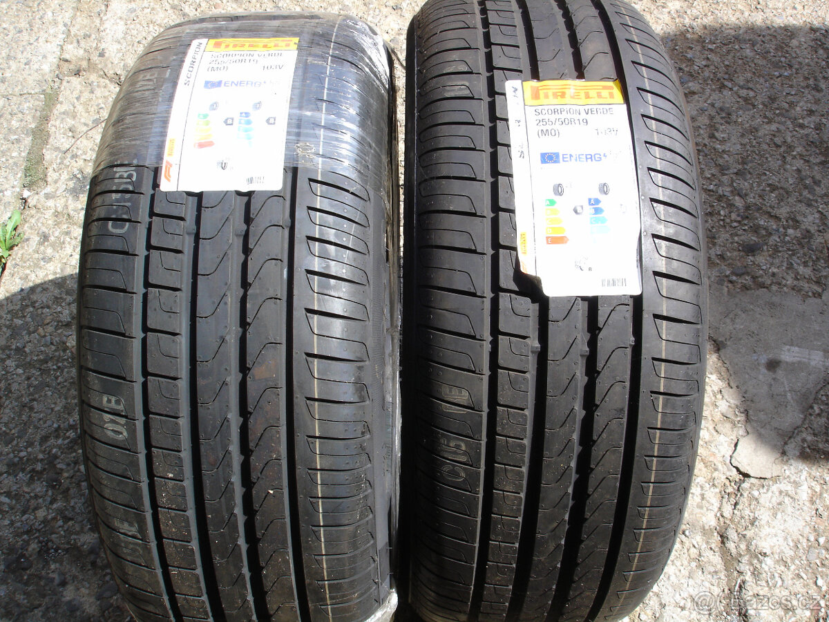 Prodám 2x Pneu Pirelli 255/50R19 103V MO