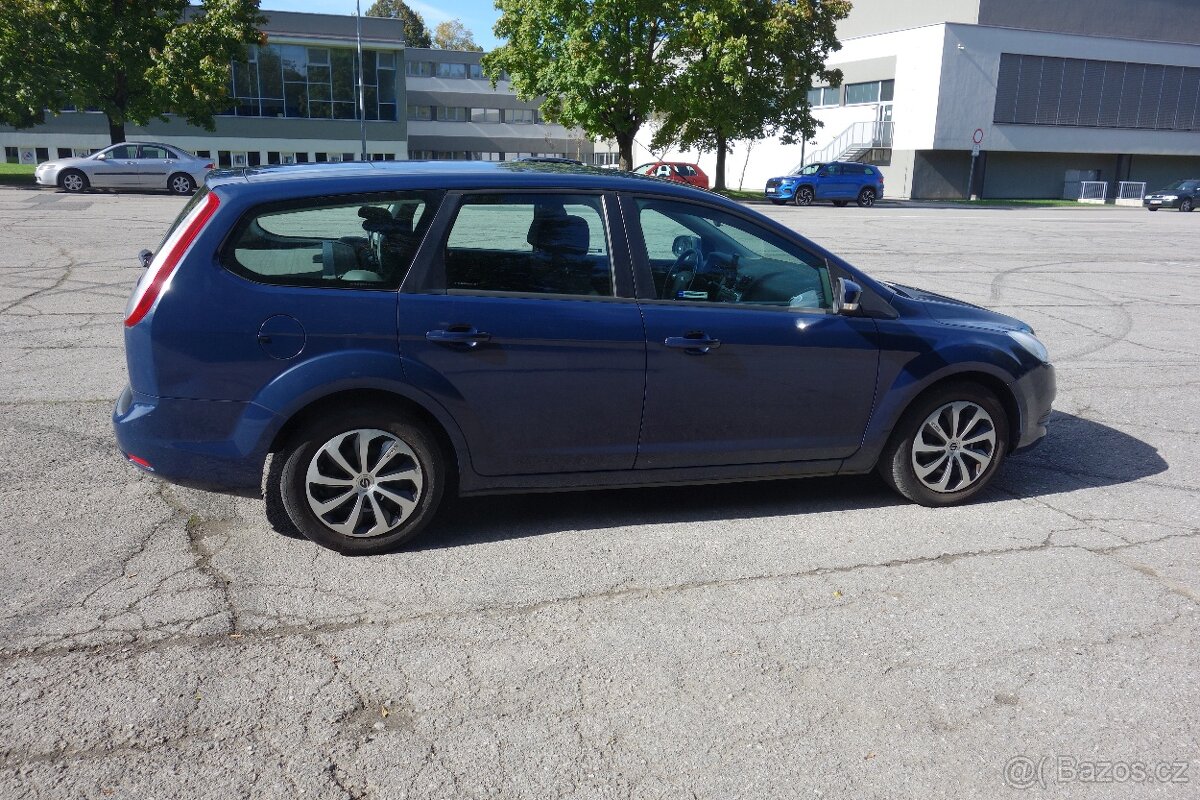 Prodám osobní automobil značky FORD FOCUS 1,6 TDCI 66 kW