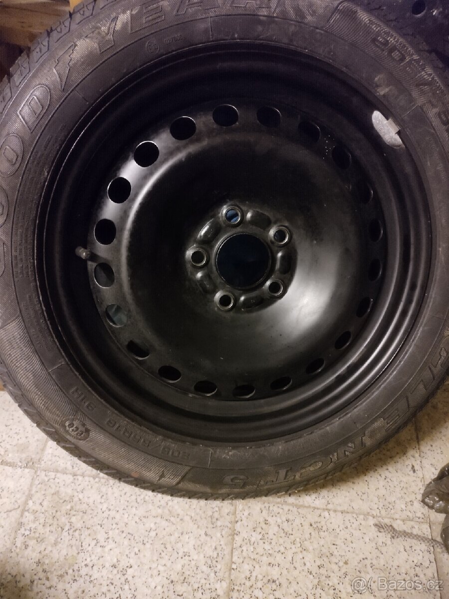 Goodyear EAGLE zimně nové kolo 205/55r16