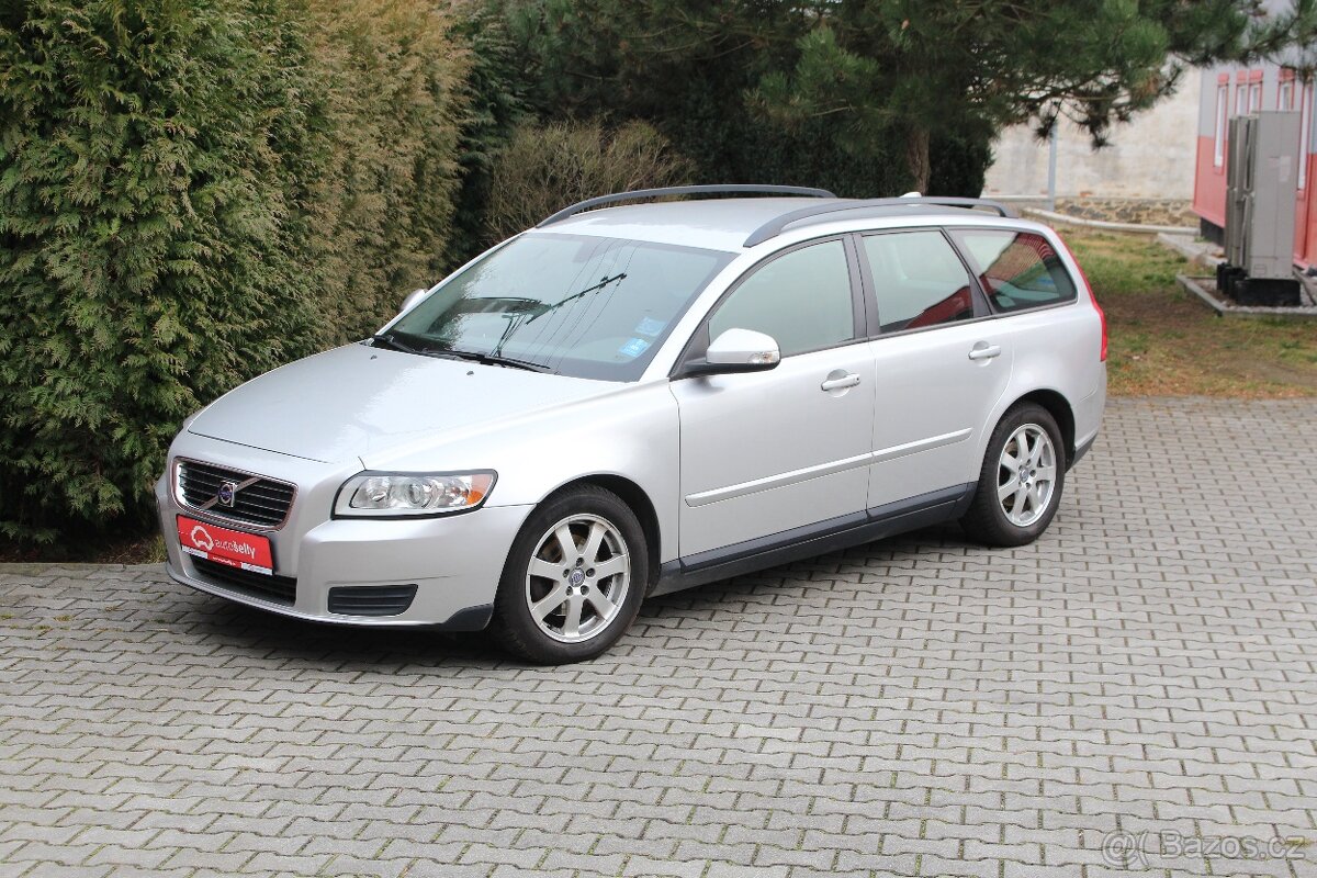 VOLVO V50 1,6 D2 / KLIMA / 2009