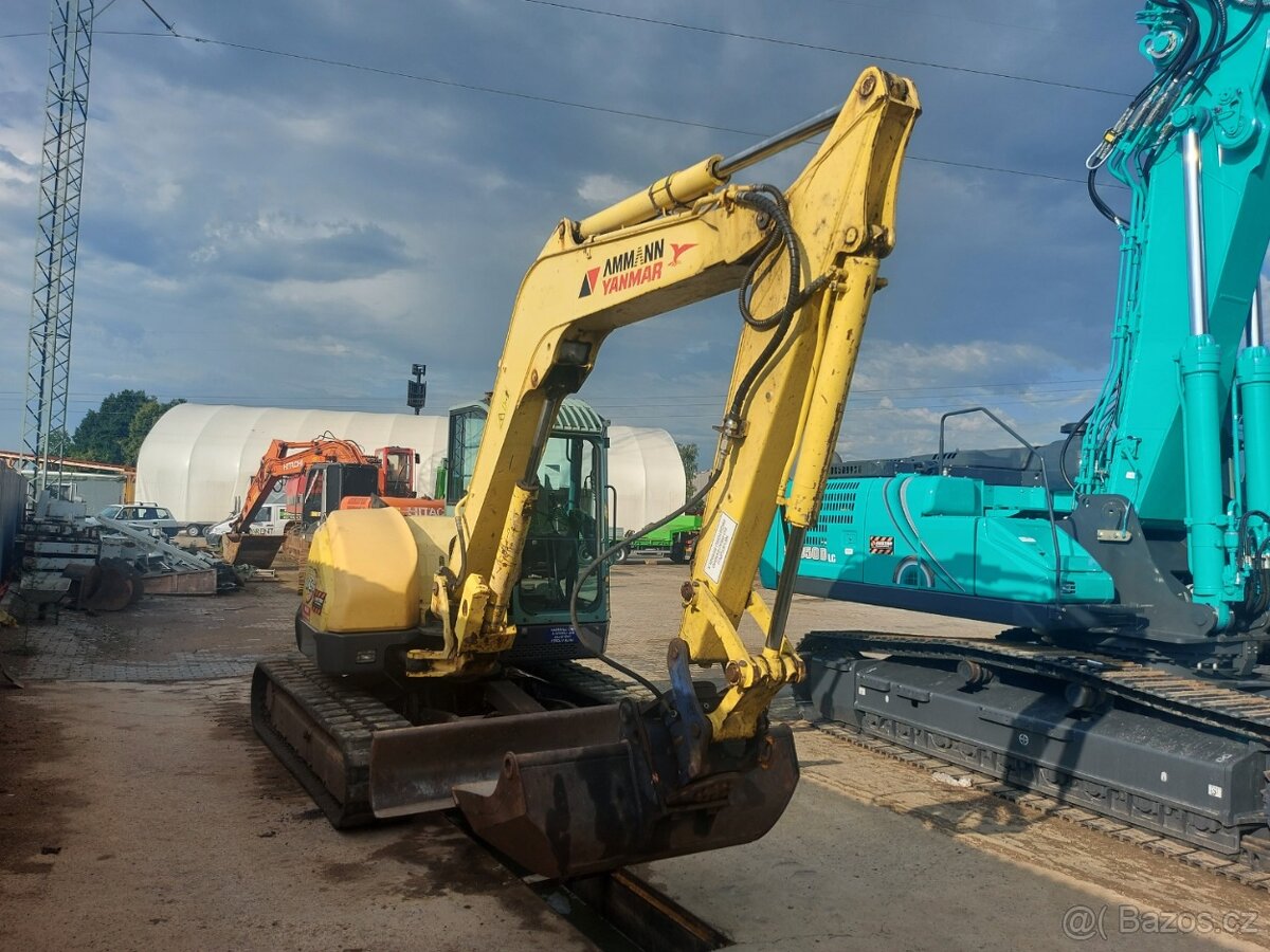 Minibagr Yanmar vio75