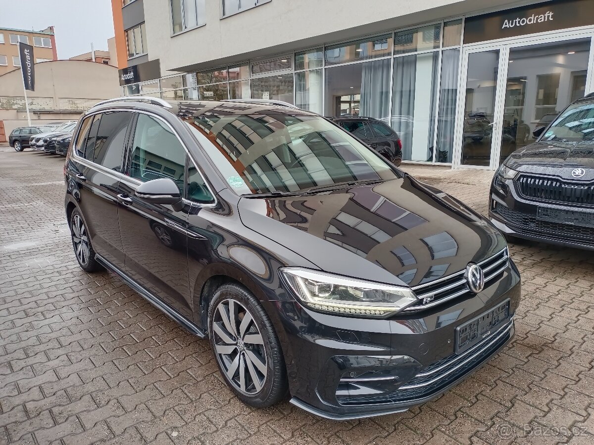 VW Touran 2.0TDI 110kW DSG R-Line Panorama Tažné ACC ERGO