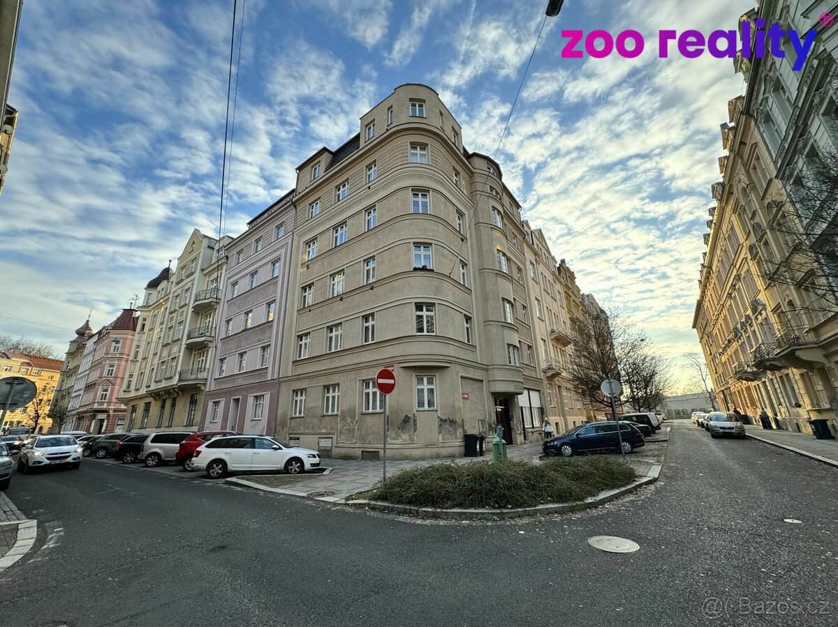 Prodej, byt 1+1, K. Čapka ul., Karlovy Vary