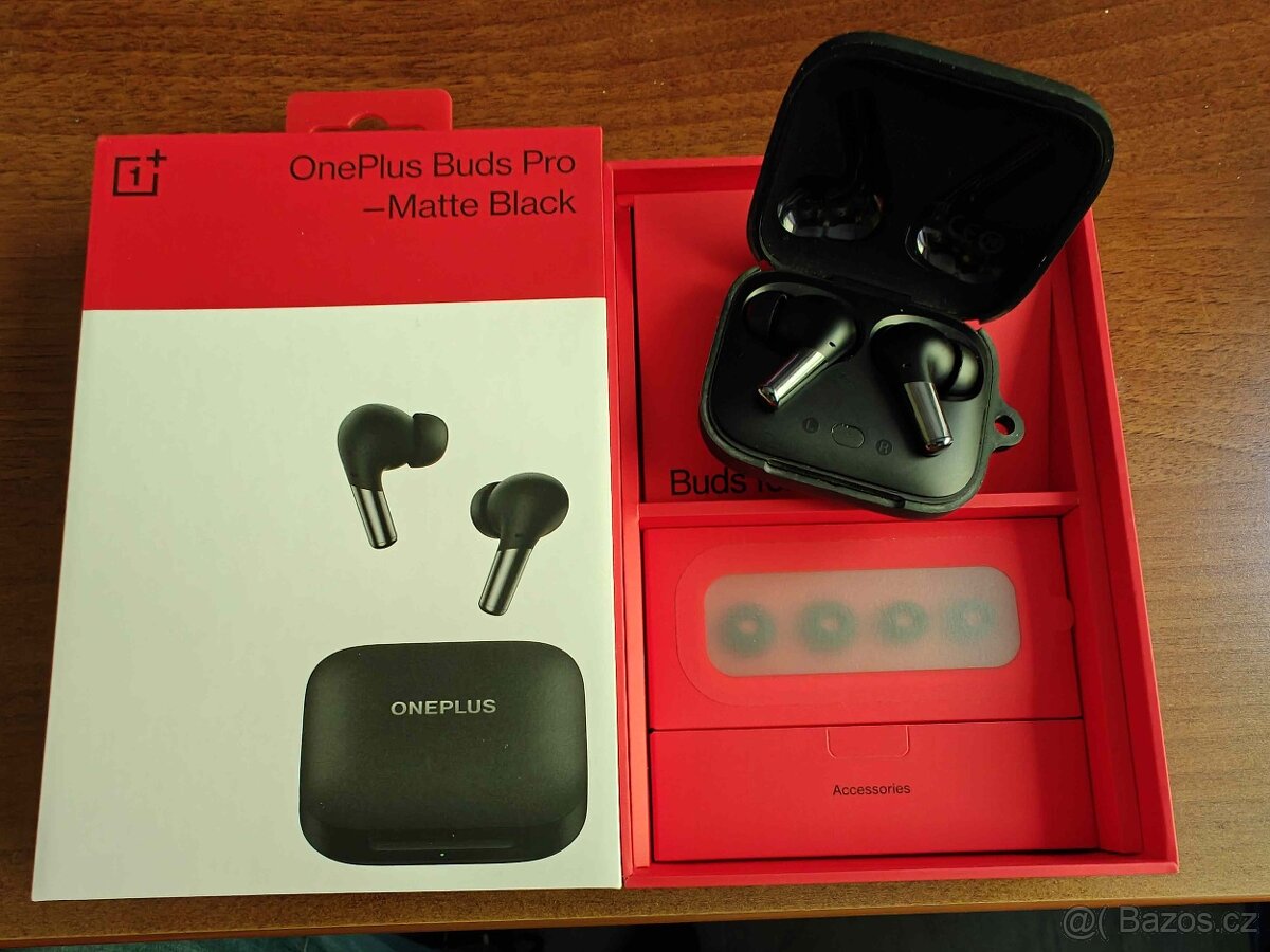 OnePlus Buds Pro matte black