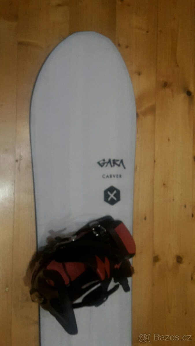 Snowboard Gara Carver X 164, vázání Nitro Raiden